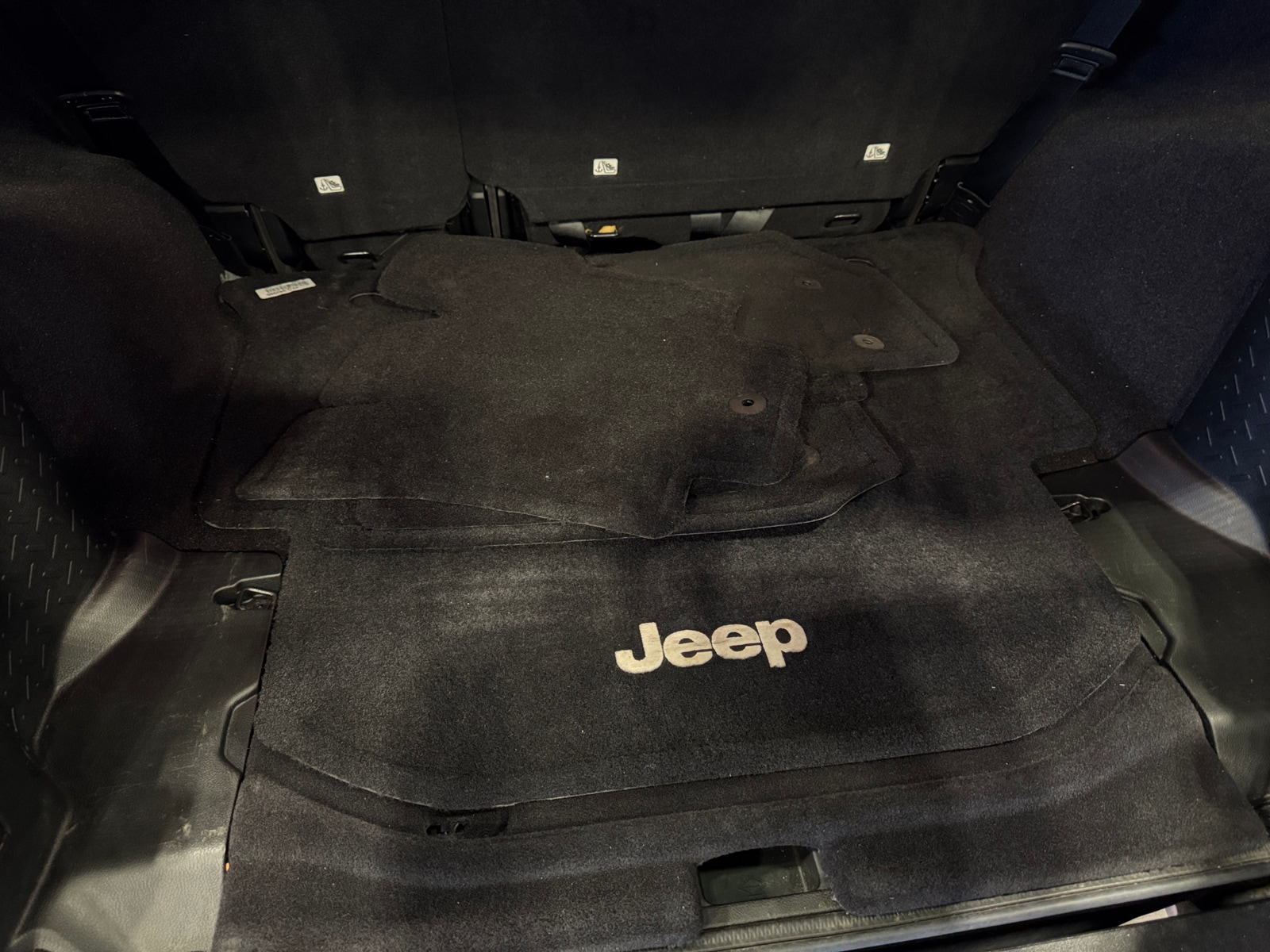 Thumbnail: 2017 Jeep Wrangler - 6