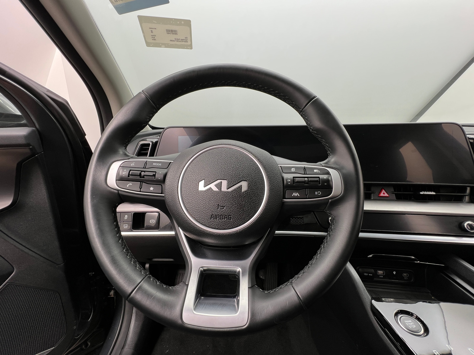 Thumbnail: 2024 Kia Sportage - 4