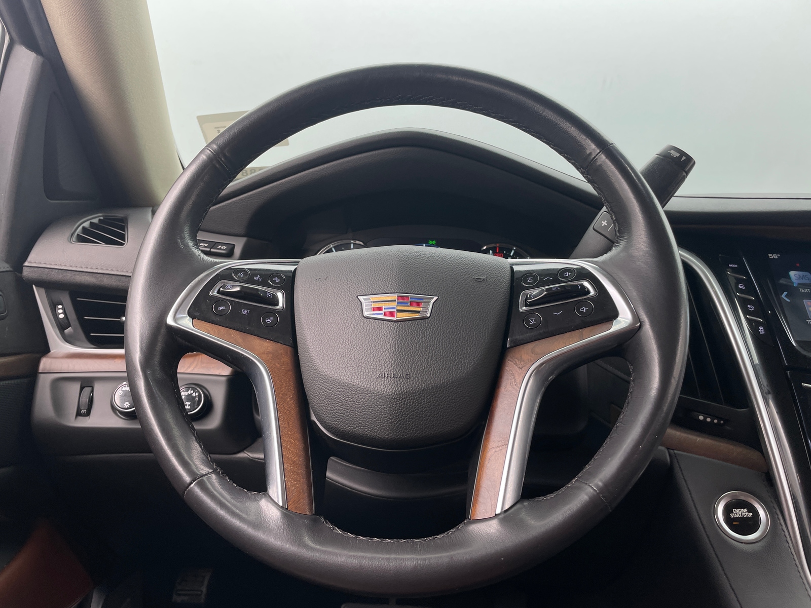 Thumbnail: 2020 Cadillac Escalade - 4