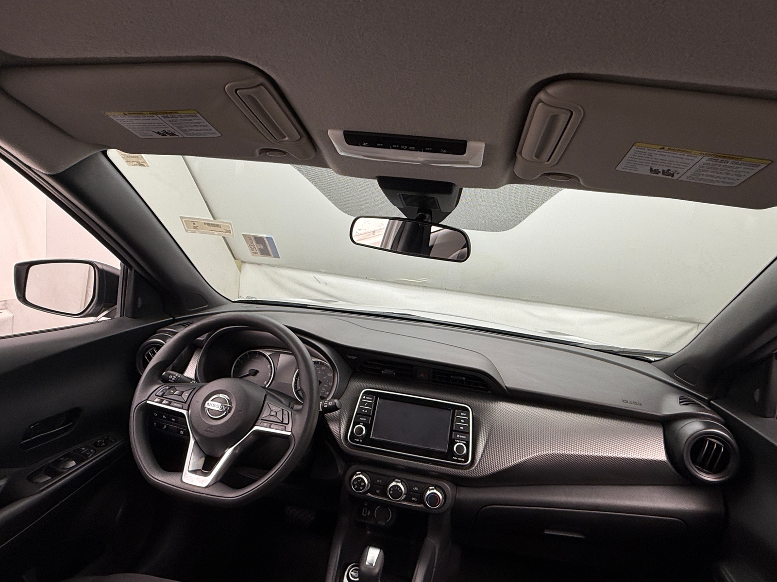 Thumbnail: 2020 Nissan Kicks - 3