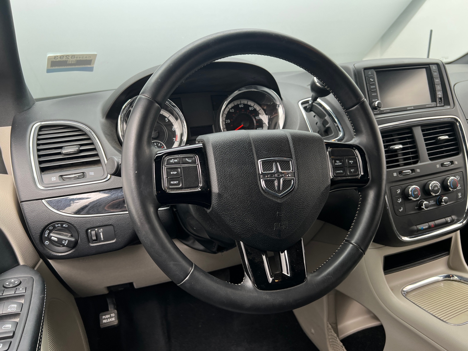 Thumbnail: 2019 Dodge Grand Caravan - 4
