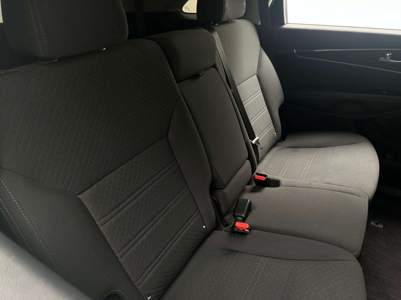 Thumbnail: 2016 Kia Sorento - 6