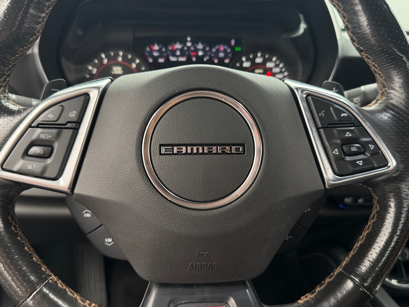Thumbnail: 2019 Chevrolet Camaro - 3