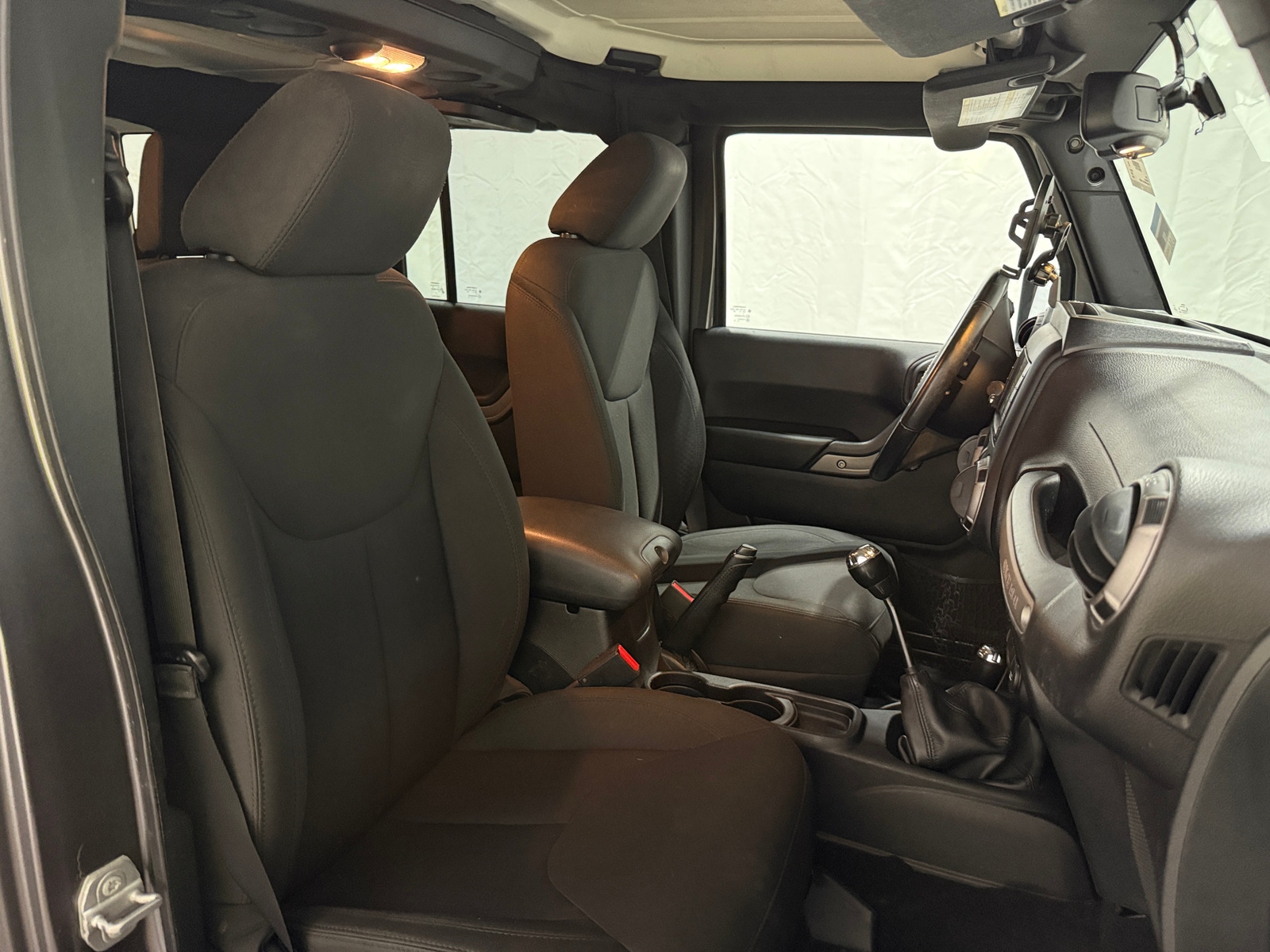 Thumbnail: 2016 Jeep Wrangler - 2