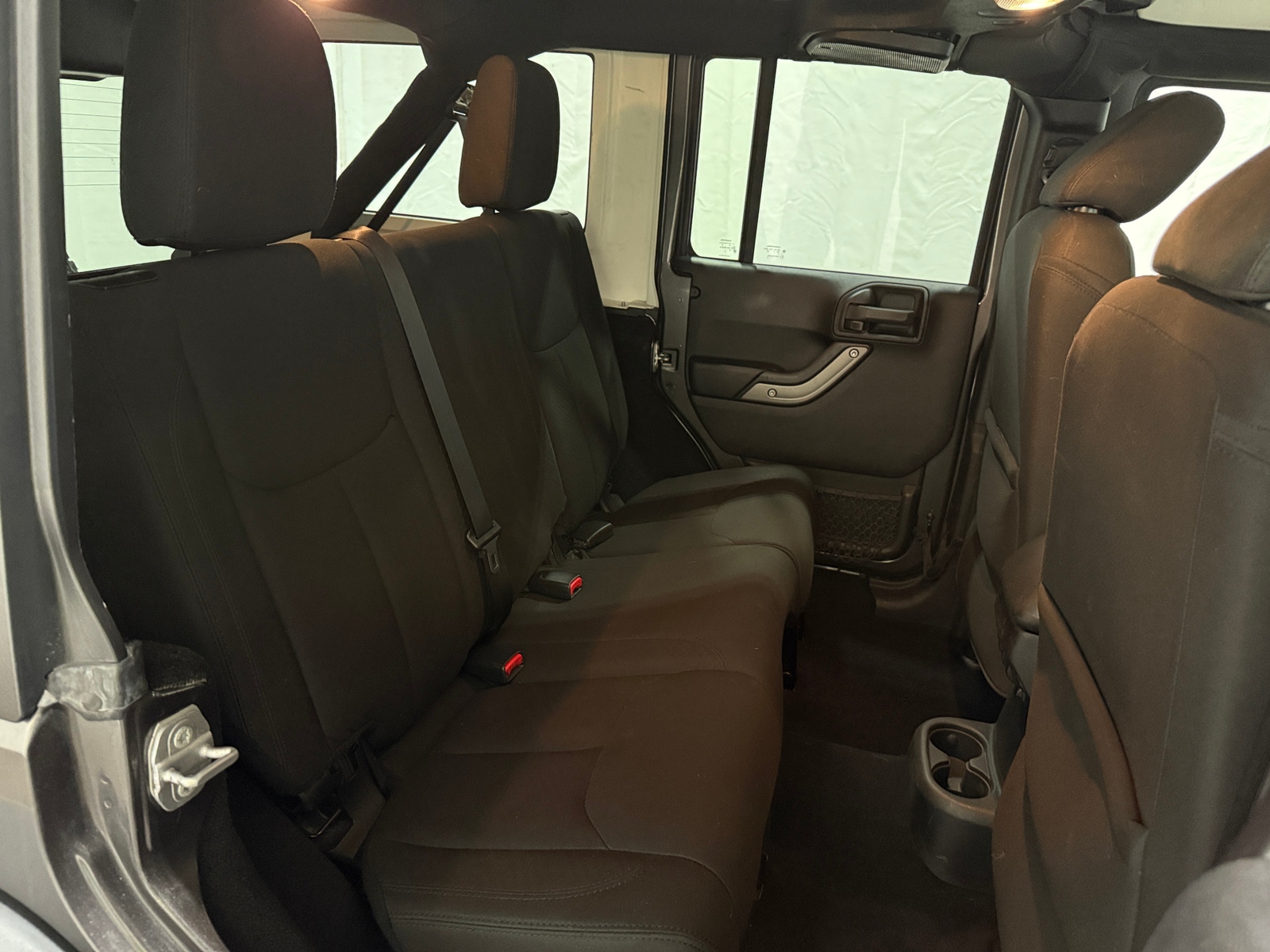 Thumbnail: 2016 Jeep Wrangler - 6