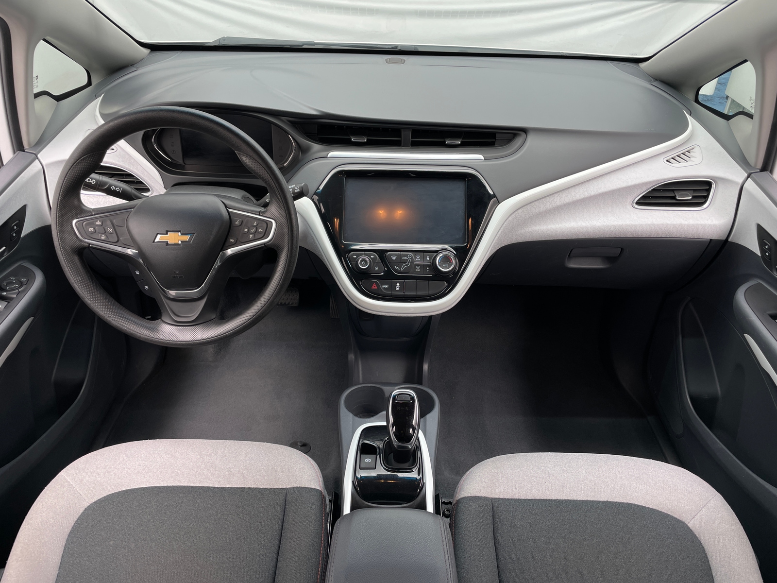 Thumbnail: 2020 Chevrolet Bolt EV - 3