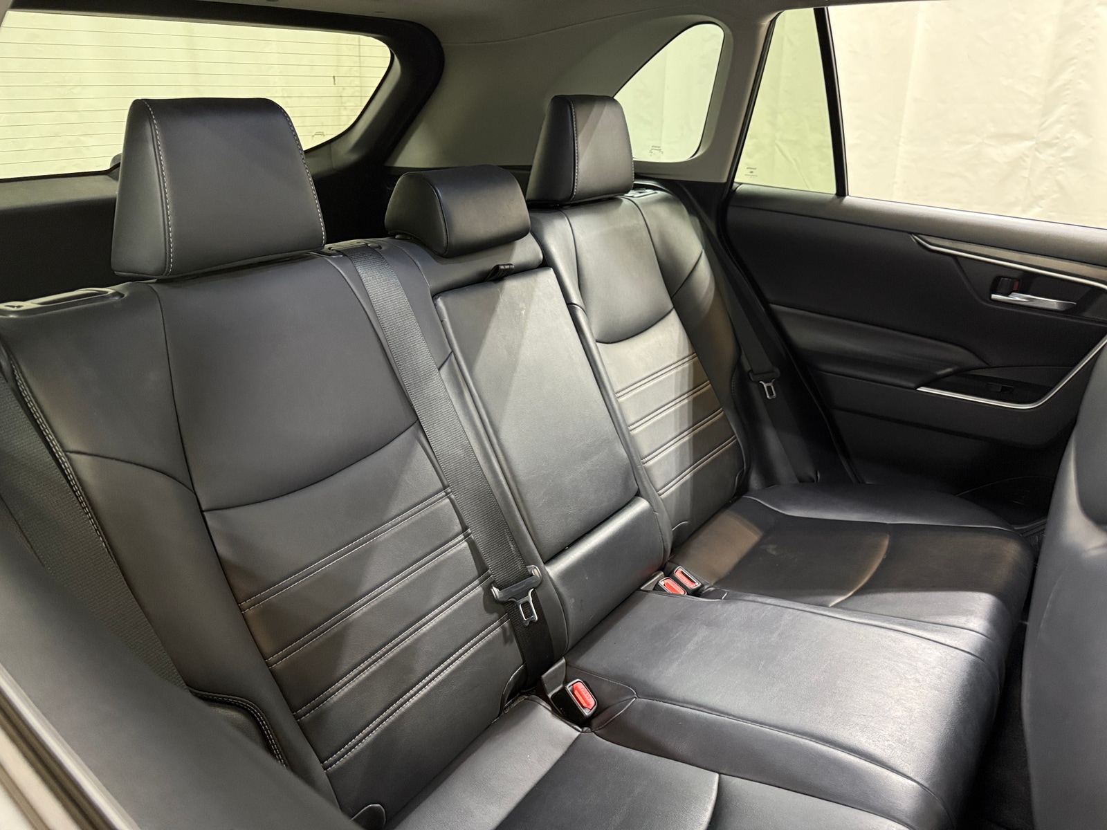 Thumbnail: 2019 Toyota RAV4 - 5