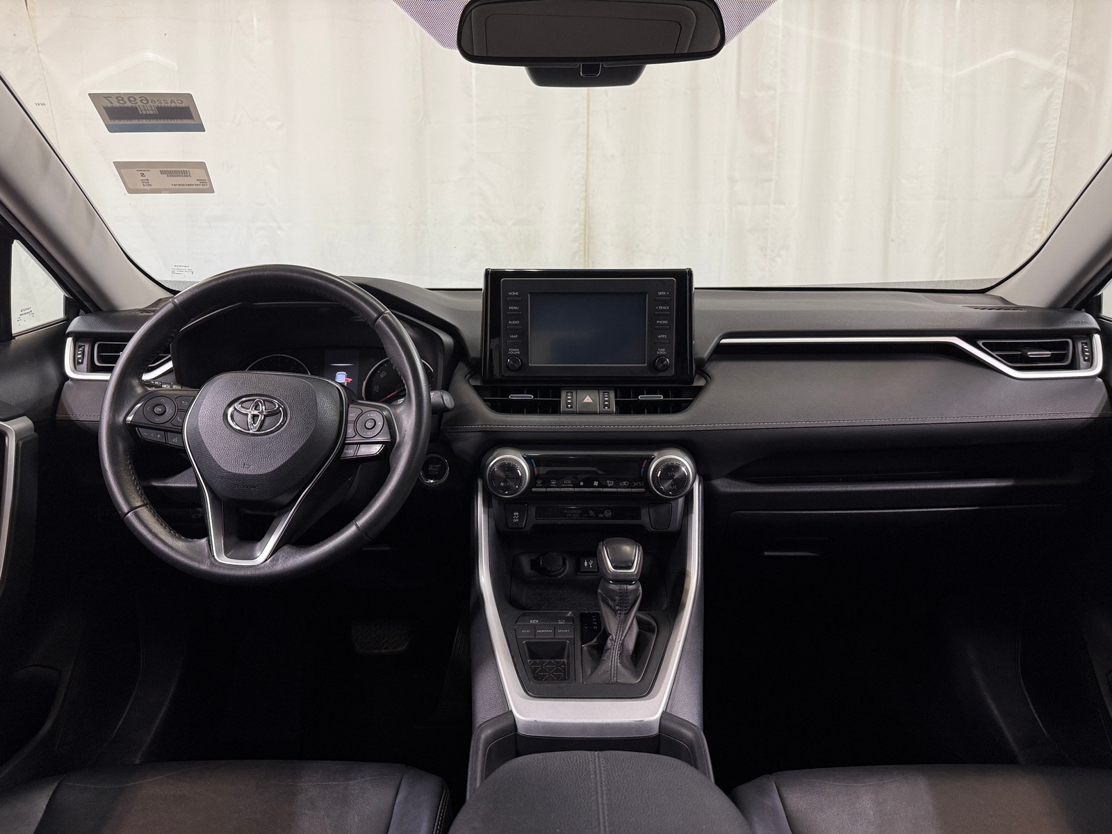 Thumbnail: 2019 Toyota RAV4 - 2