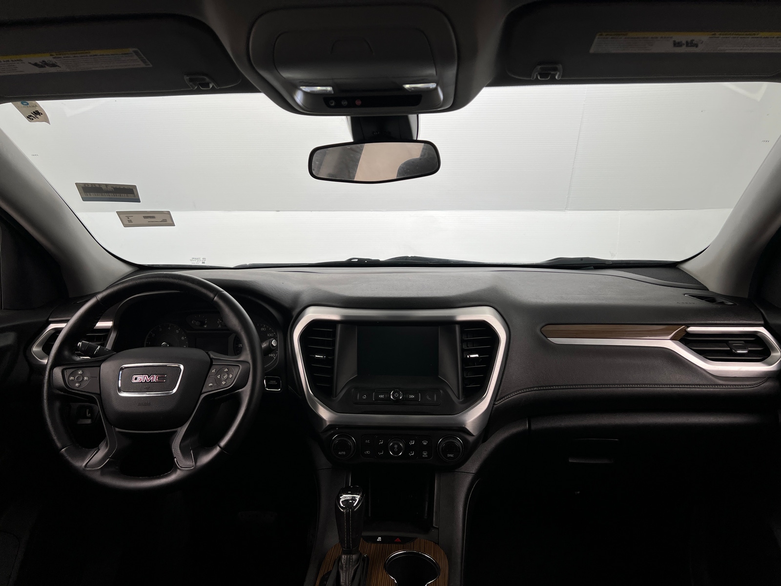Thumbnail: 2019 GMC Acadia - 3