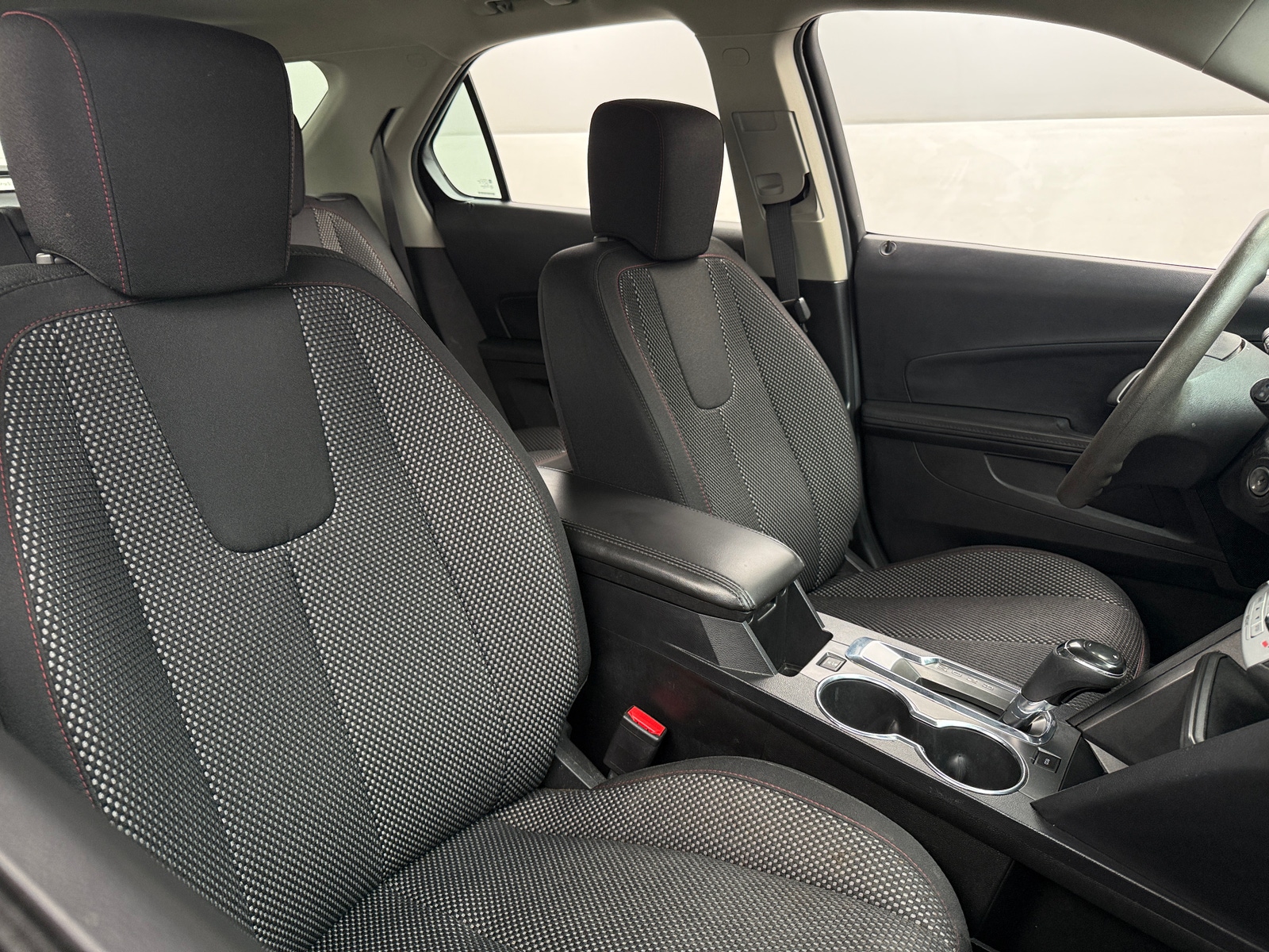 Thumbnail: 2017 Chevrolet Equinox - 2