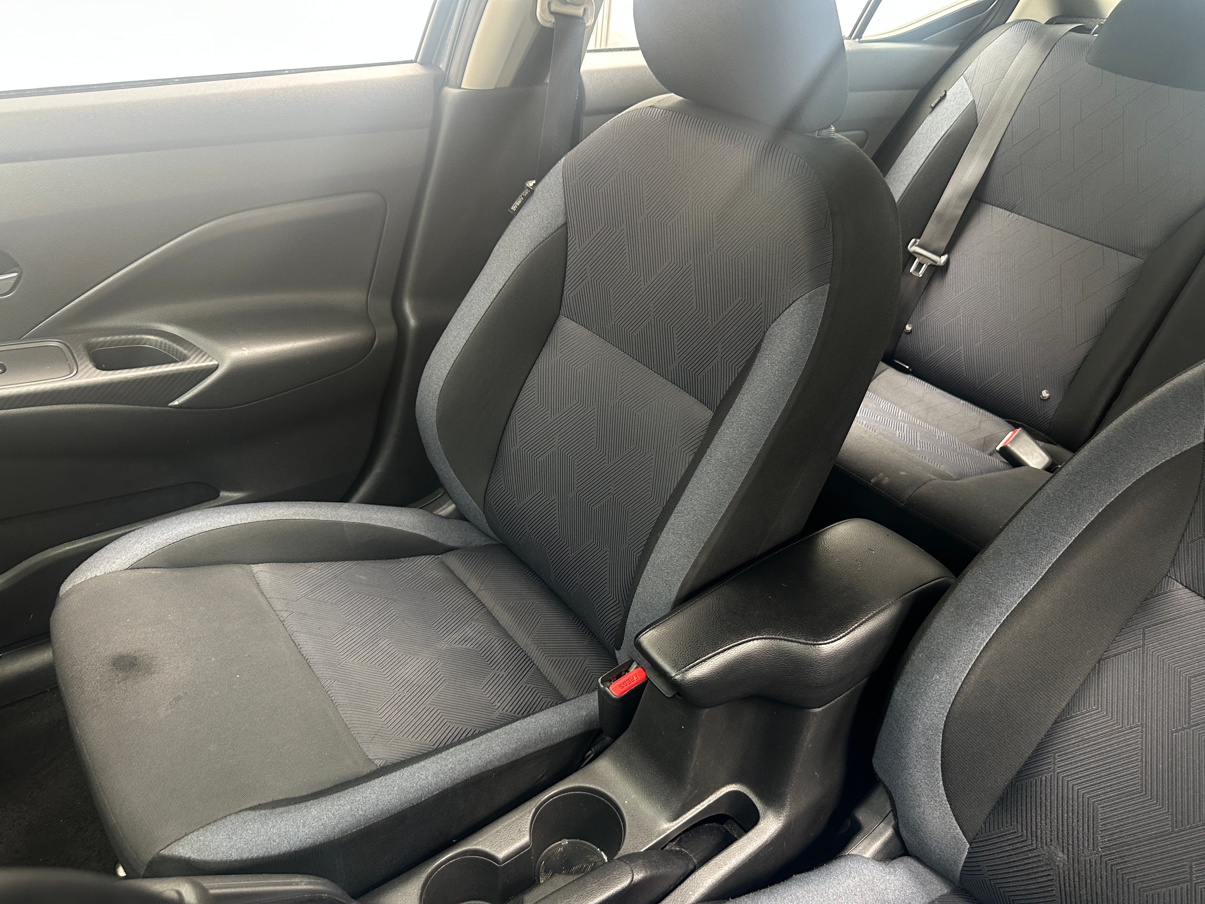 2023 Nissan Versa Sedan