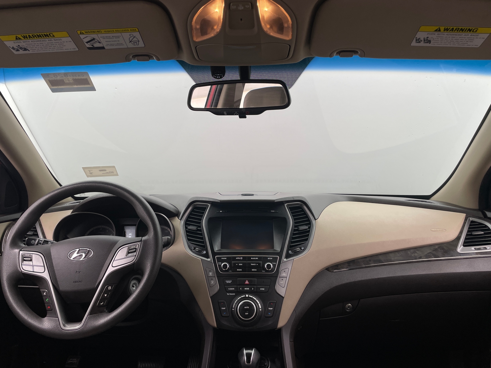 Thumbnail: 2017 Hyundai Santa Fe - 3