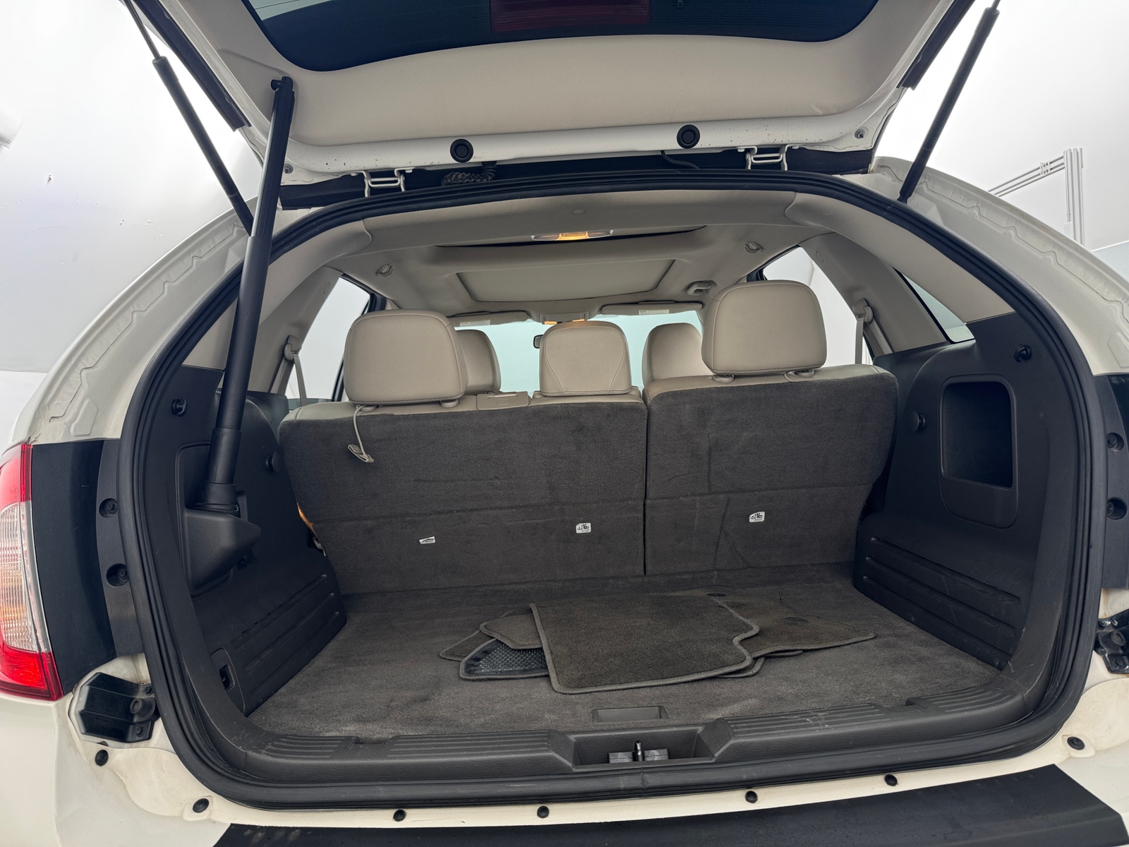 Thumbnail: 2013 Ford Edge - 6