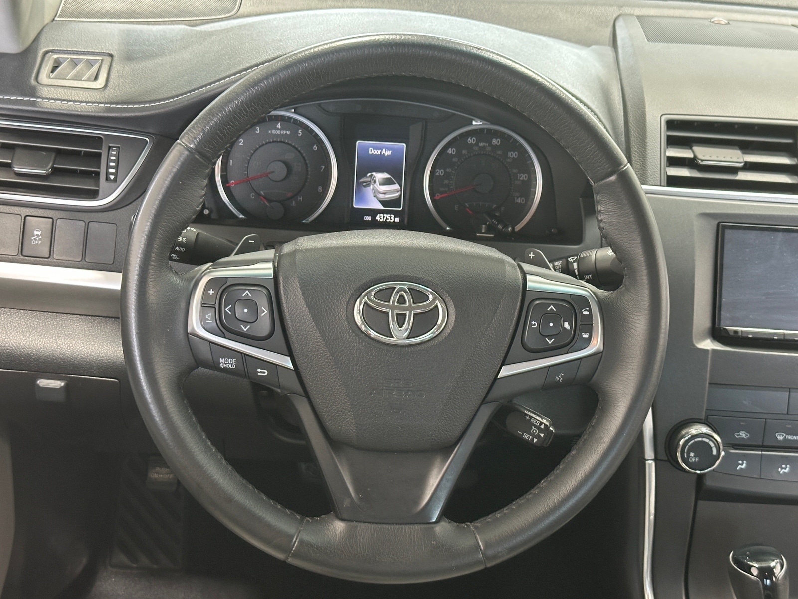 Thumbnail: 2017 Toyota Camry - 5