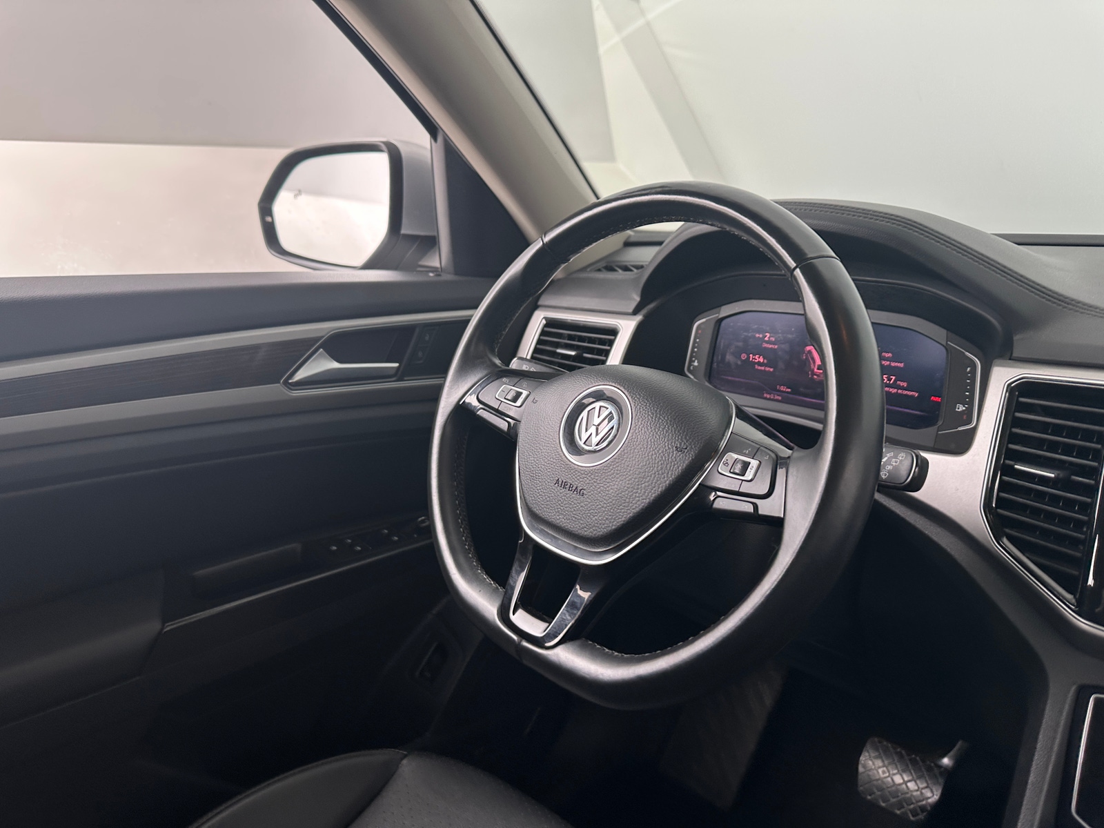 Thumbnail: 2019 Volkswagen Atlas - 4