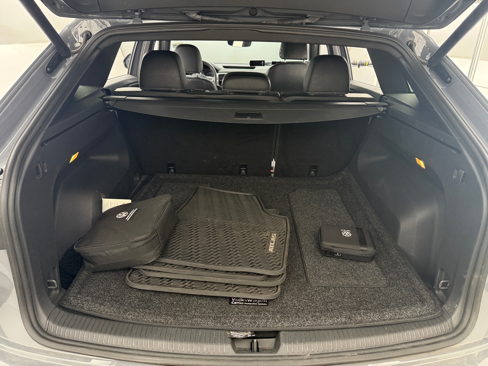 Thumbnail: 2021 Volkswagen Atlas - 6