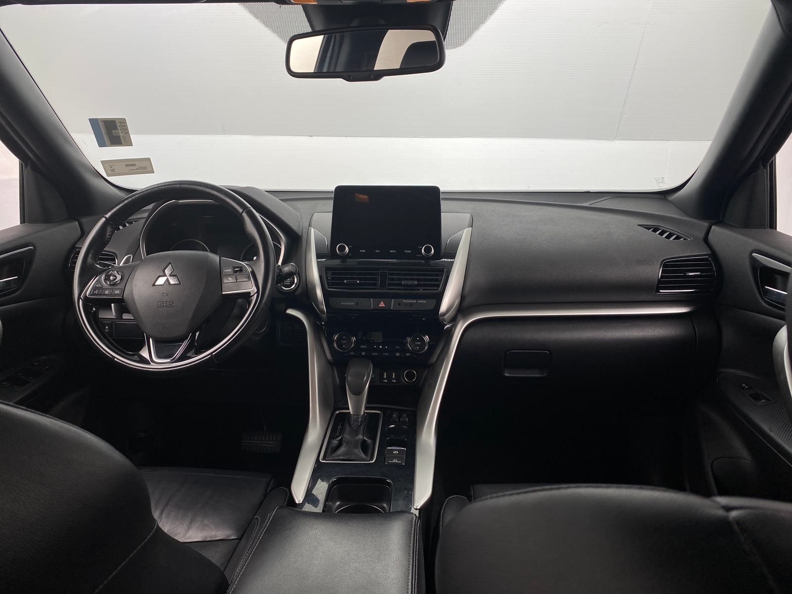 Thumbnail: 2022 Mitsubishi Eclipse Cross - 2