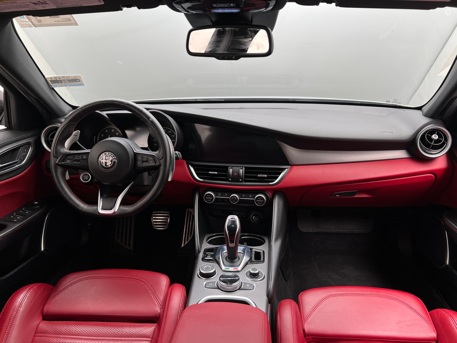 Thumbnail: 2020 Alfa Romeo Giulia - 2