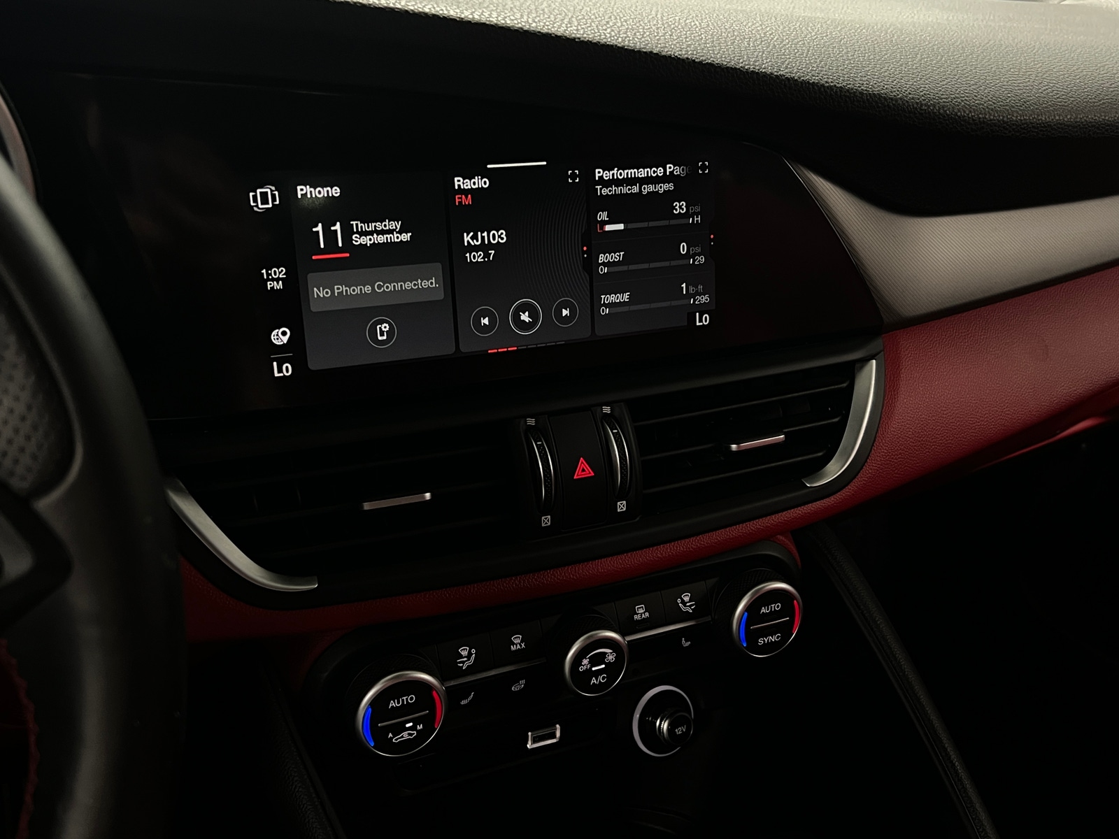 Thumbnail: 2020 Alfa Romeo Giulia - 3