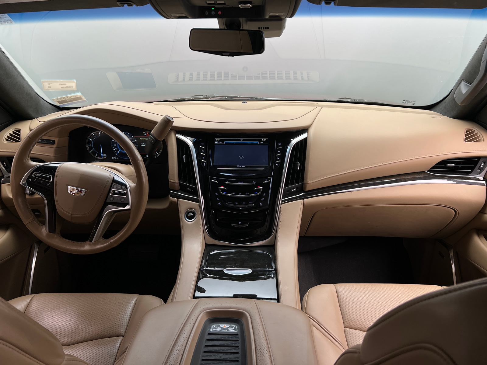 Thumbnail: 2019 Cadillac Escalade - 2