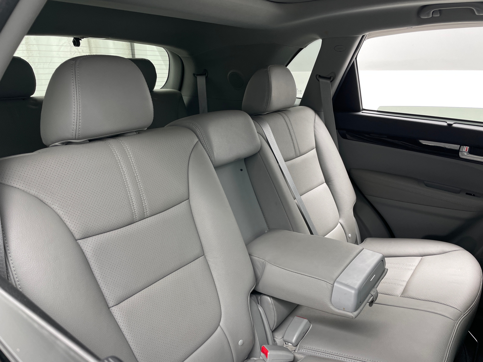 Thumbnail: 2014 Kia Sorento - 5