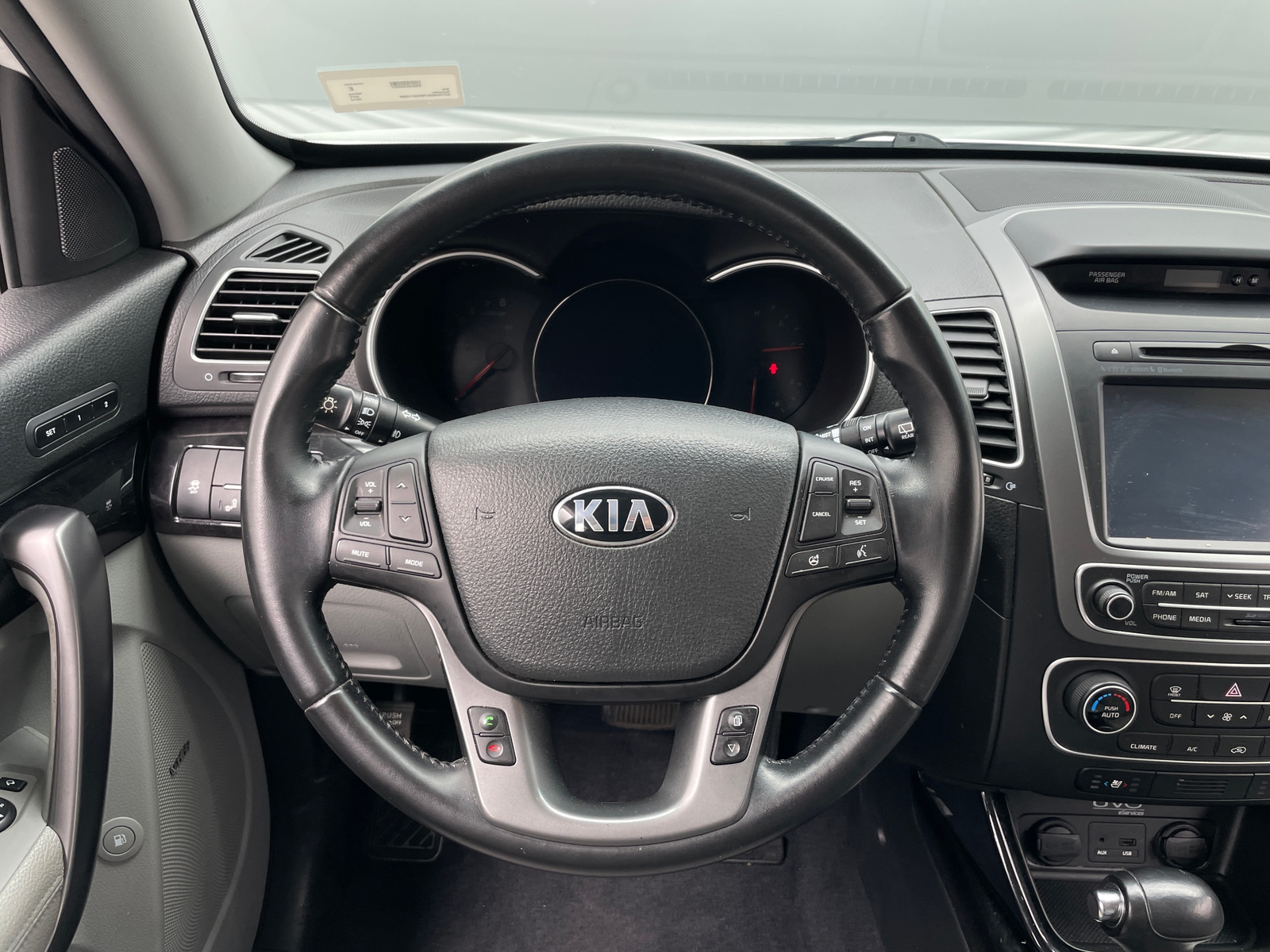 Thumbnail: 2014 Kia Sorento - 4