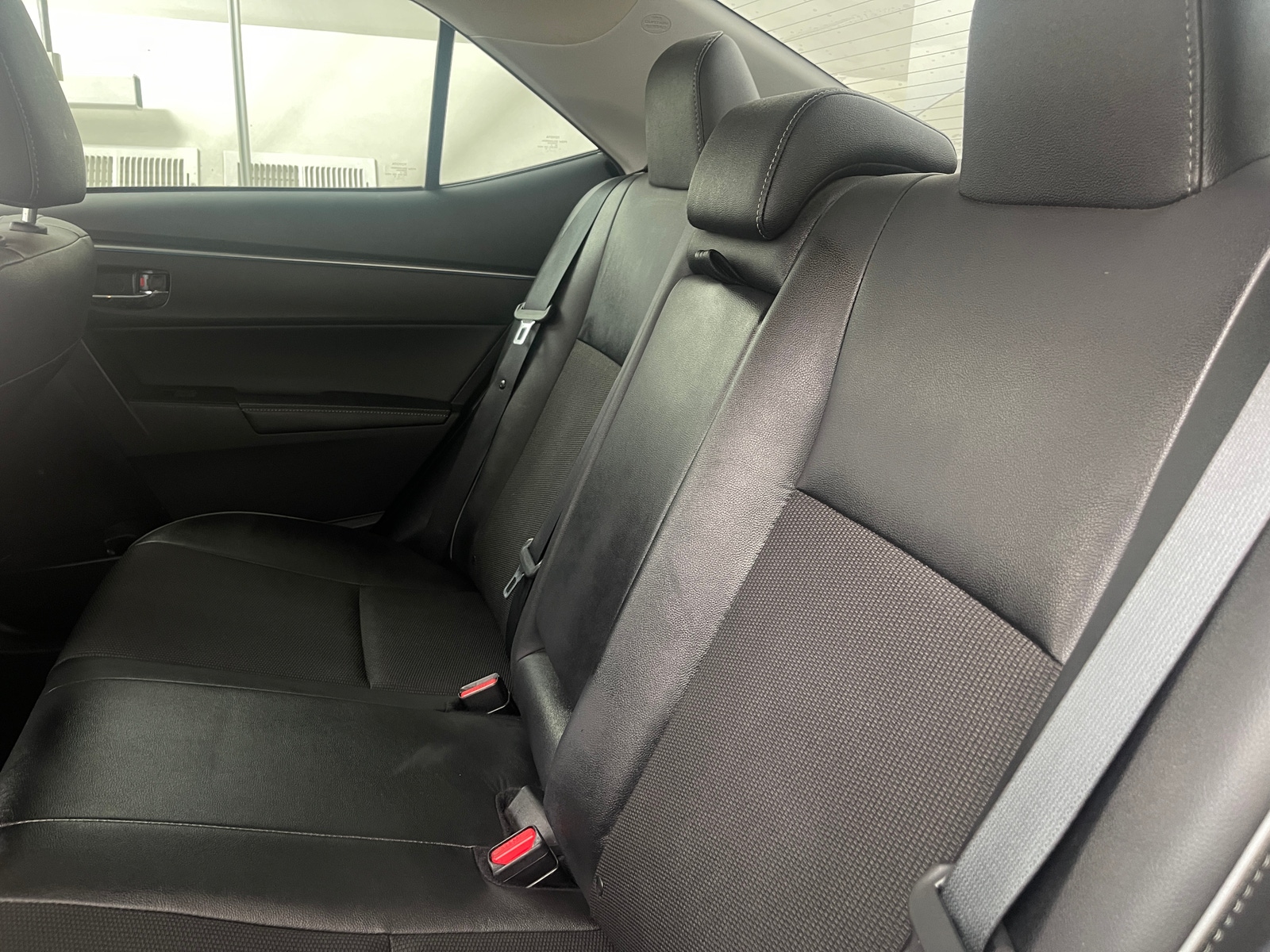 Thumbnail: 2016 Toyota Corolla - 6