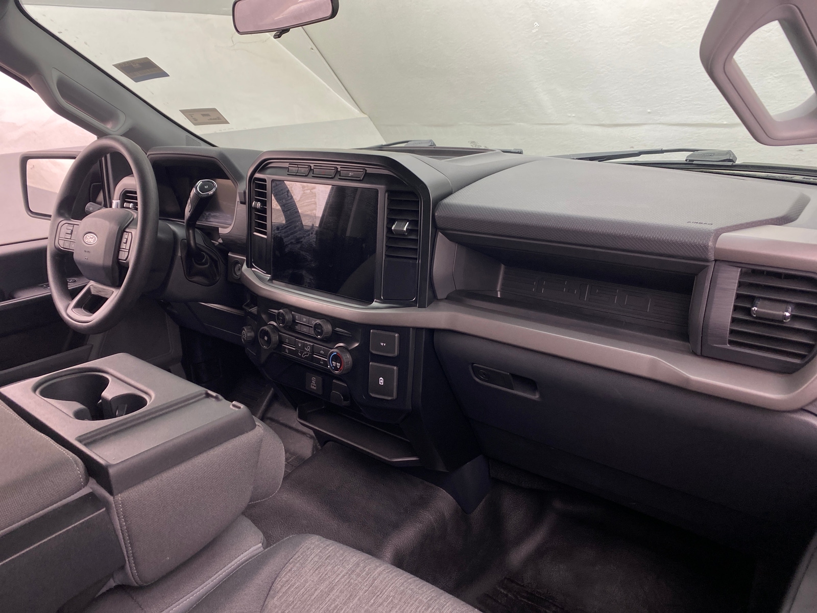 Thumbnail: 2024 Ford Econoline - 3
