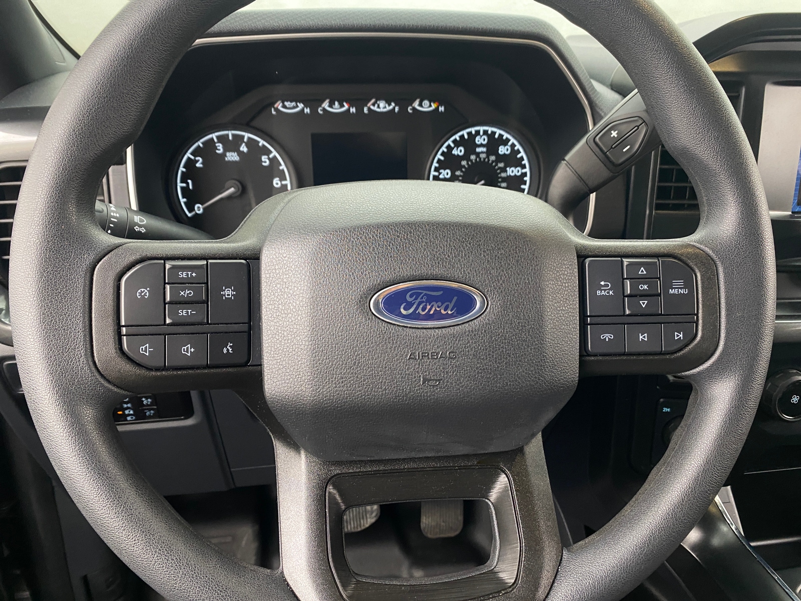 Thumbnail: 2023 Ford Econoline - 5