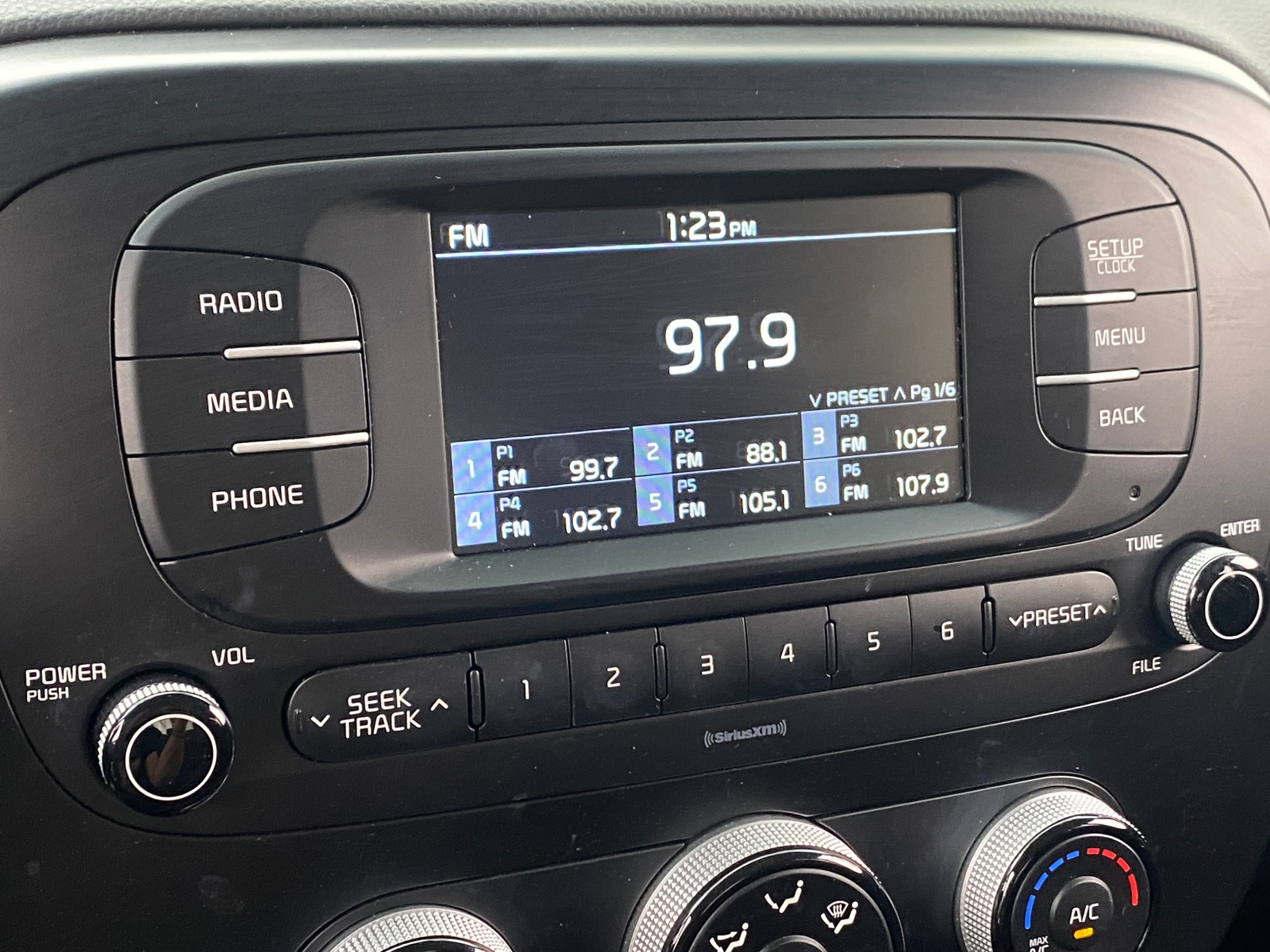 Thumbnail: 2018 Kia Soul - 4
