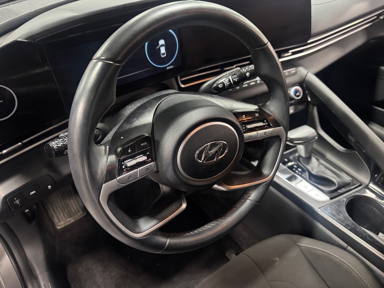 Thumbnail: 2023 Hyundai Elantra - 5