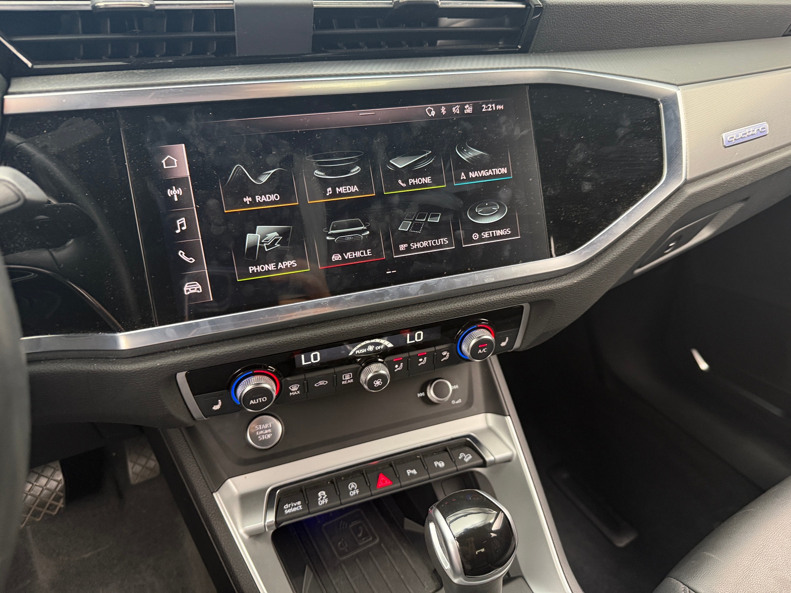 Thumbnail: 2020 Audi Q3 - 3