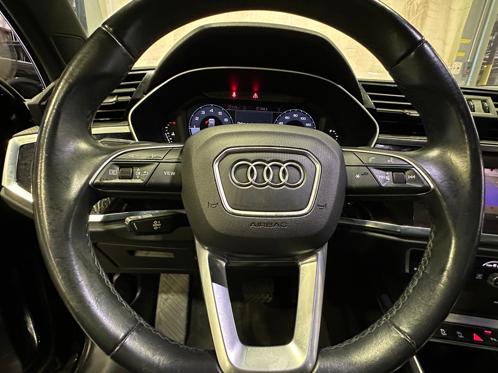 Thumbnail: 2021 Audi Q3 - 4