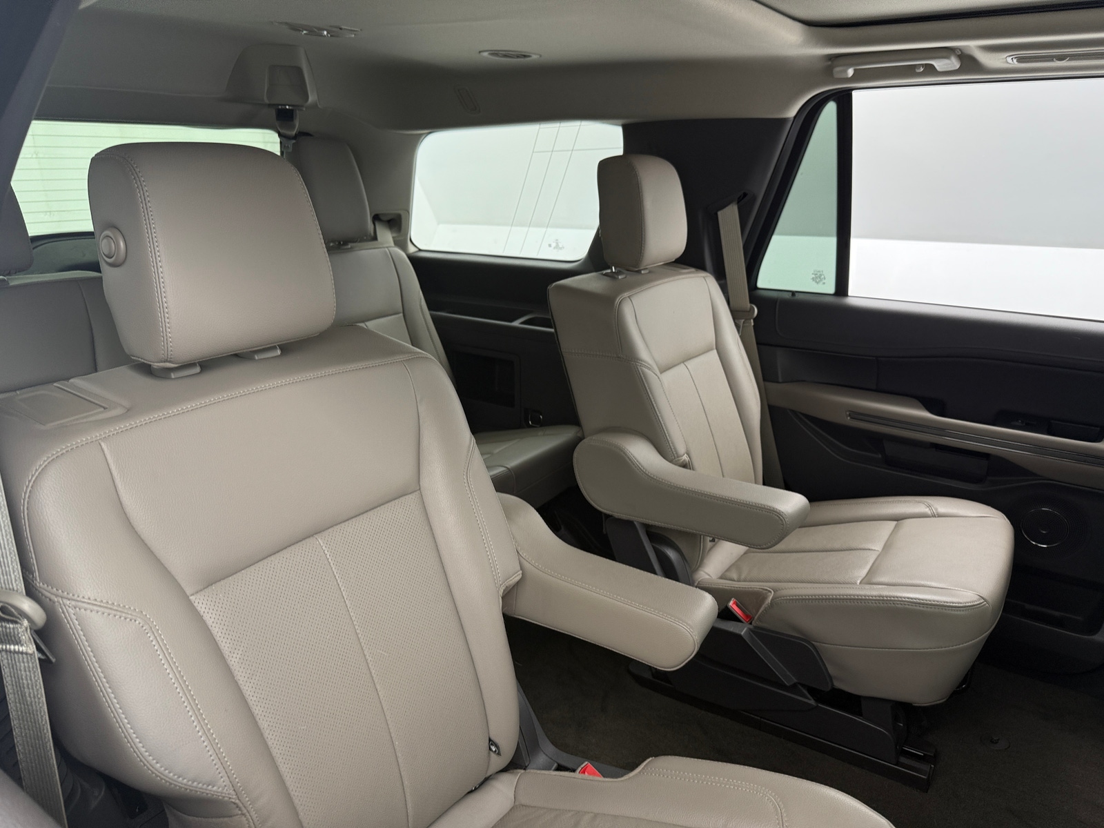 Thumbnail: 2020 Ford Expedition - 6