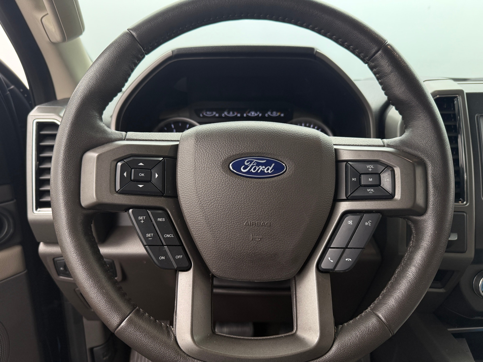 Thumbnail: 2020 Ford Expedition - 5