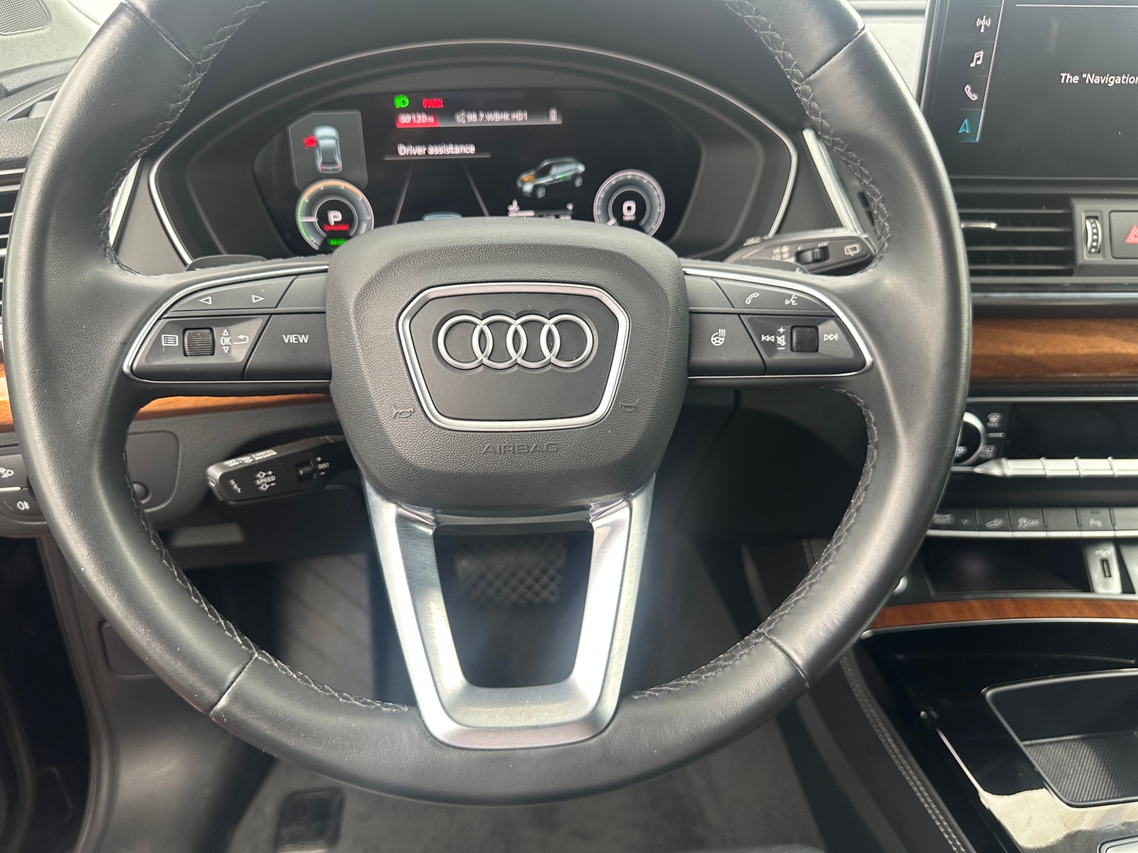 Thumbnail: 2022 Audi Q5 - 4