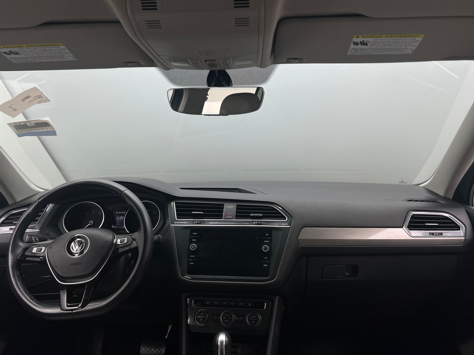 Thumbnail: 2019 Volkswagen Tiguan - 2