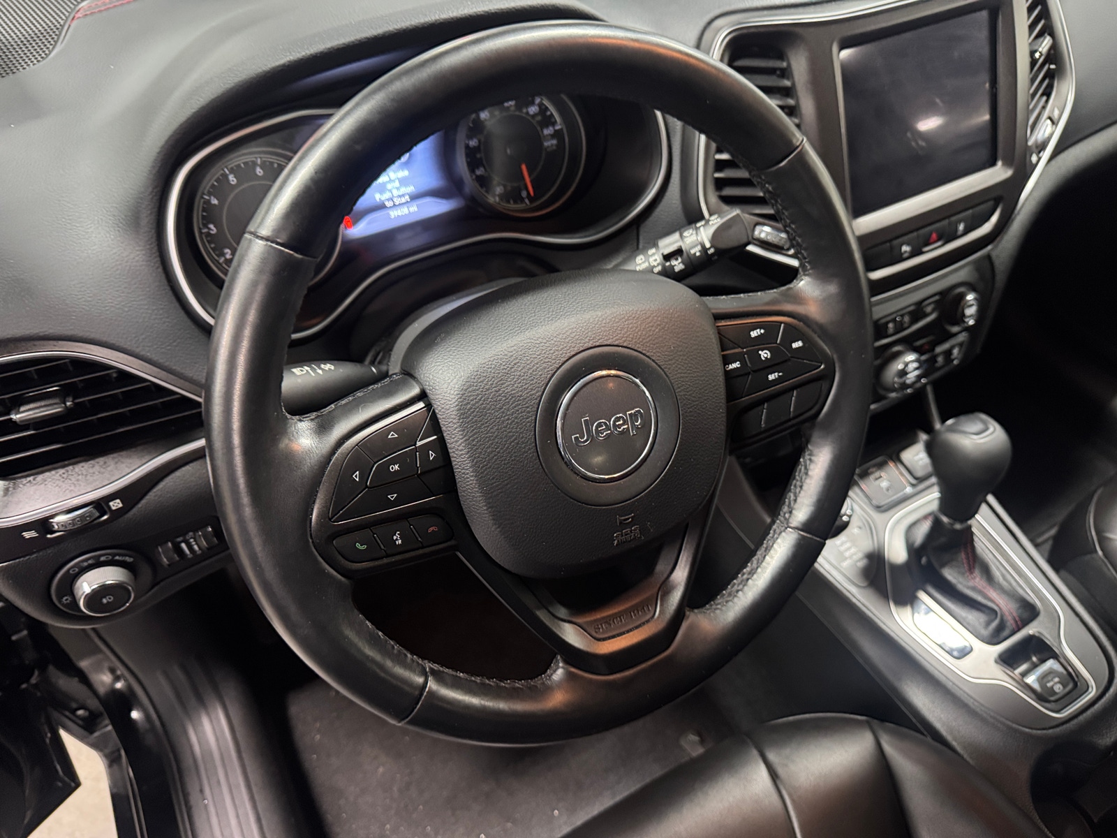 Thumbnail: 2021 Jeep Cherokee - 5