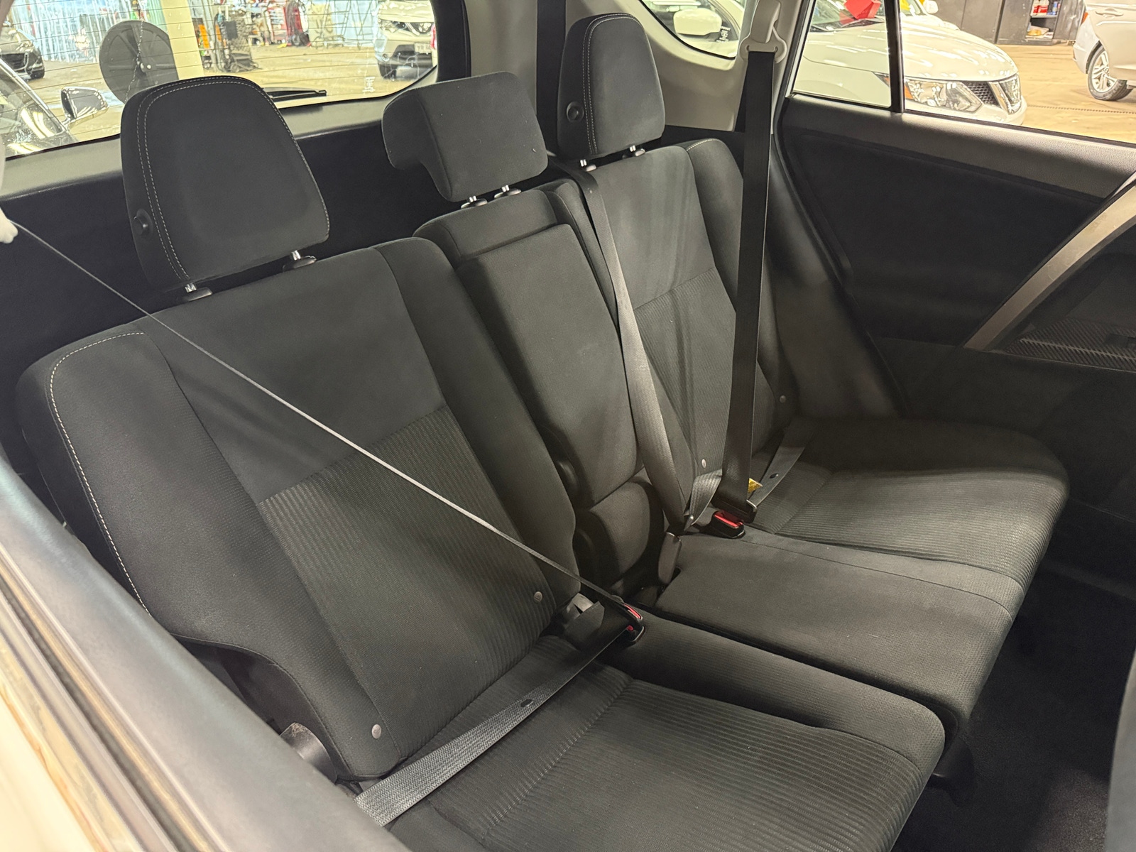 Thumbnail: 2015 Toyota RAV4 - 6