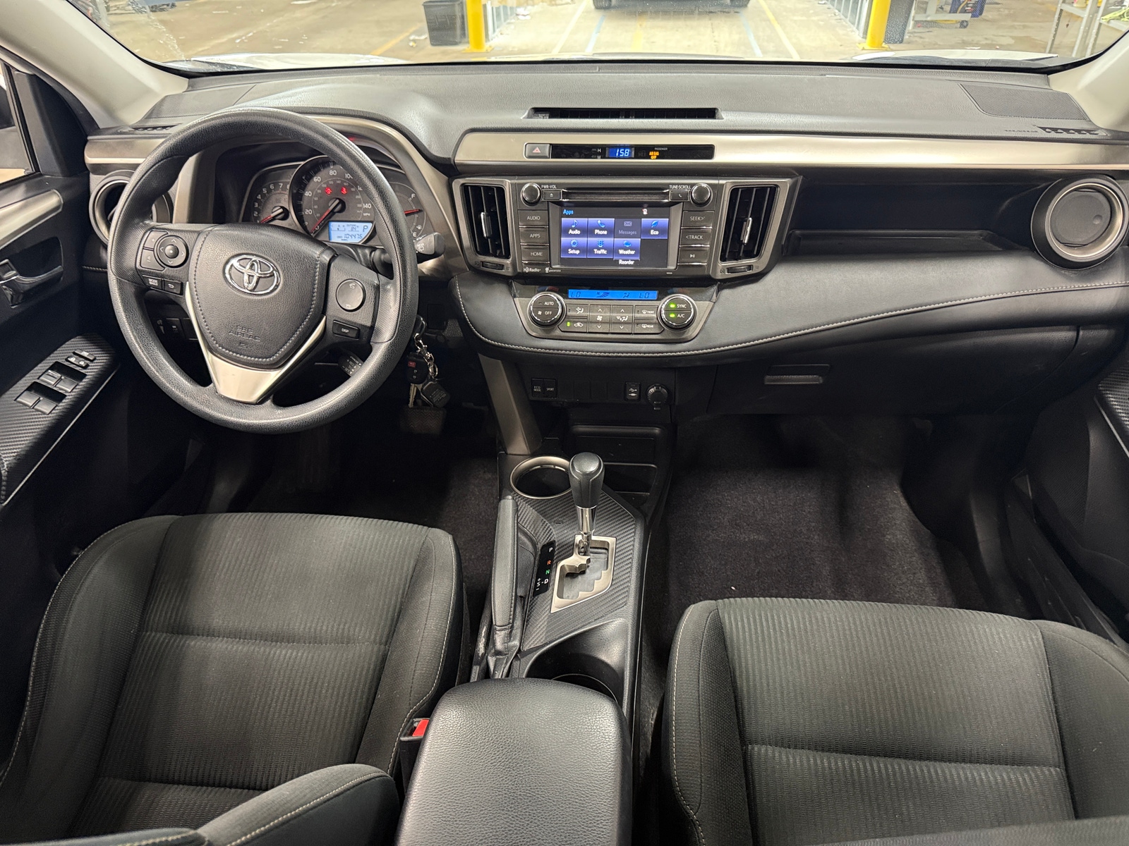 Thumbnail: 2015 Toyota RAV4 - 3
