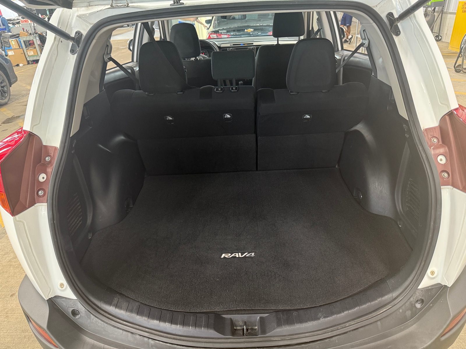 Thumbnail: 2015 Toyota RAV4 - 7