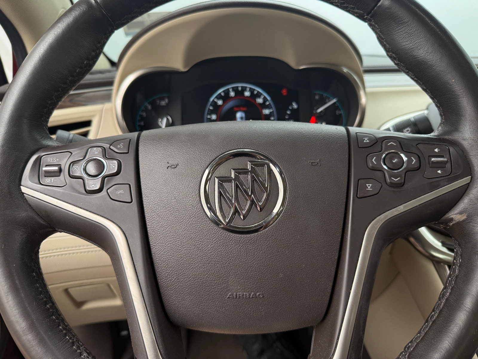 Thumbnail: 2014 Buick LaCrosse - 4