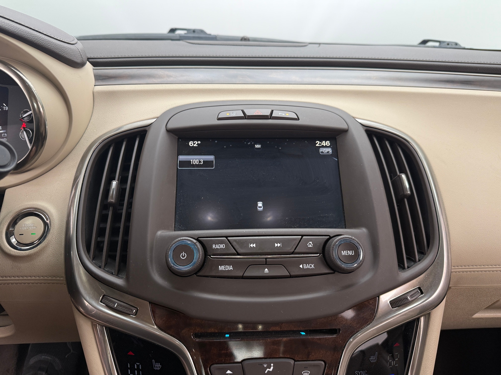 Thumbnail: 2014 Buick LaCrosse - 3