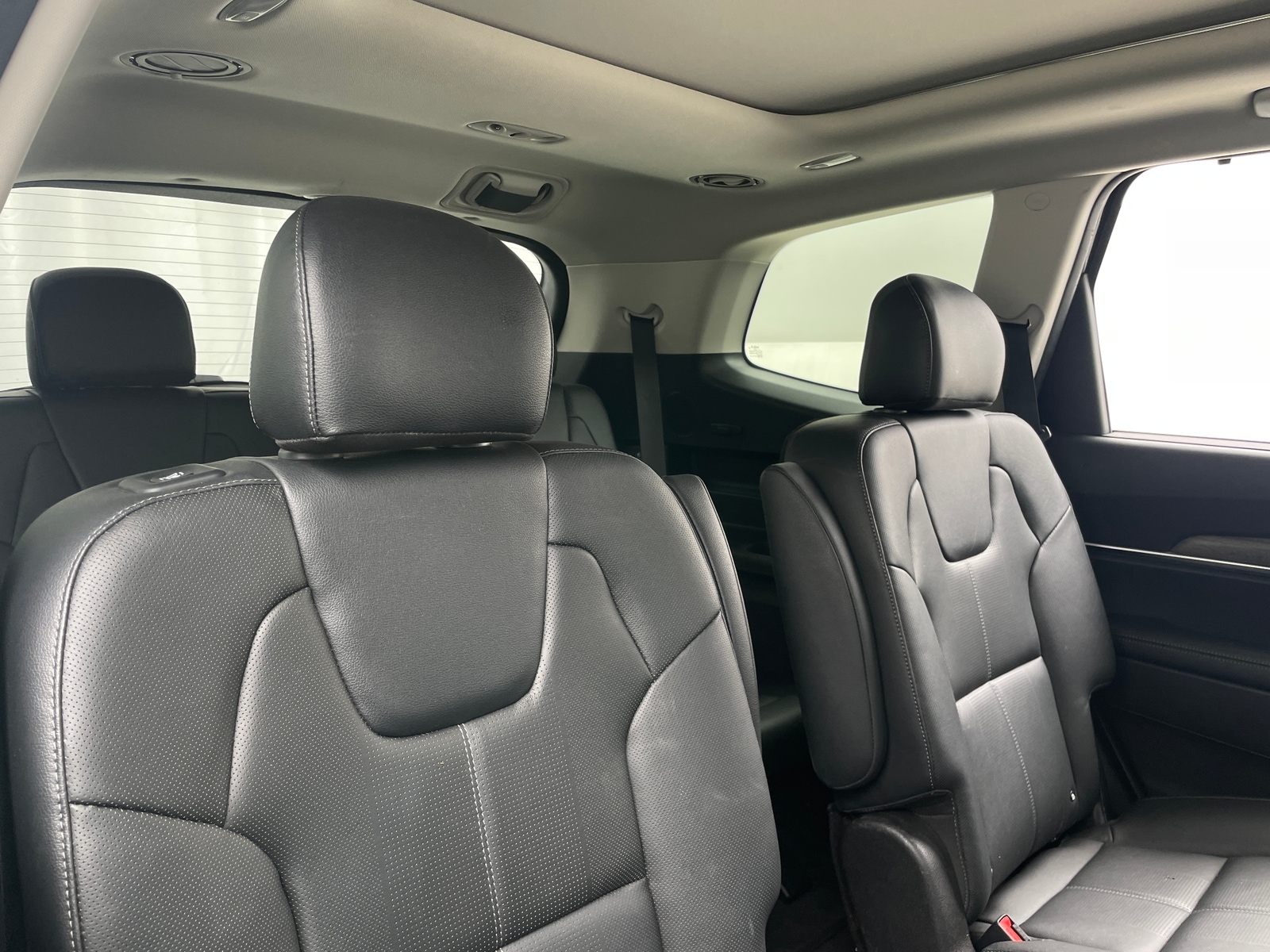 Thumbnail: 2022 Kia Telluride - 5