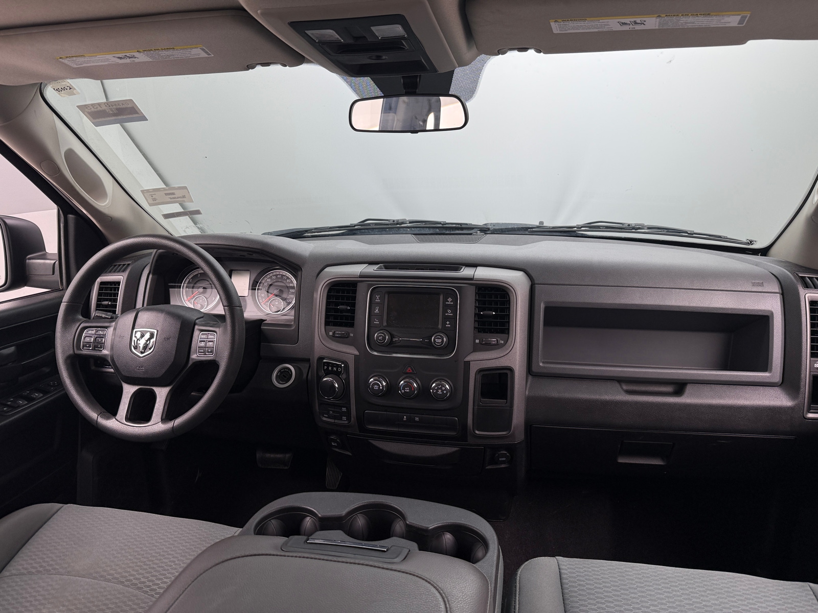 Thumbnail: 2019 RAM 1500 Classic - 3