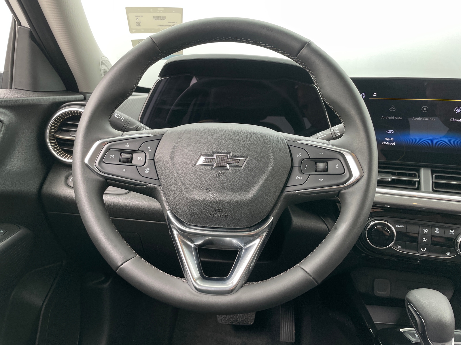 Thumbnail: 2025 Chevrolet Trax - 4