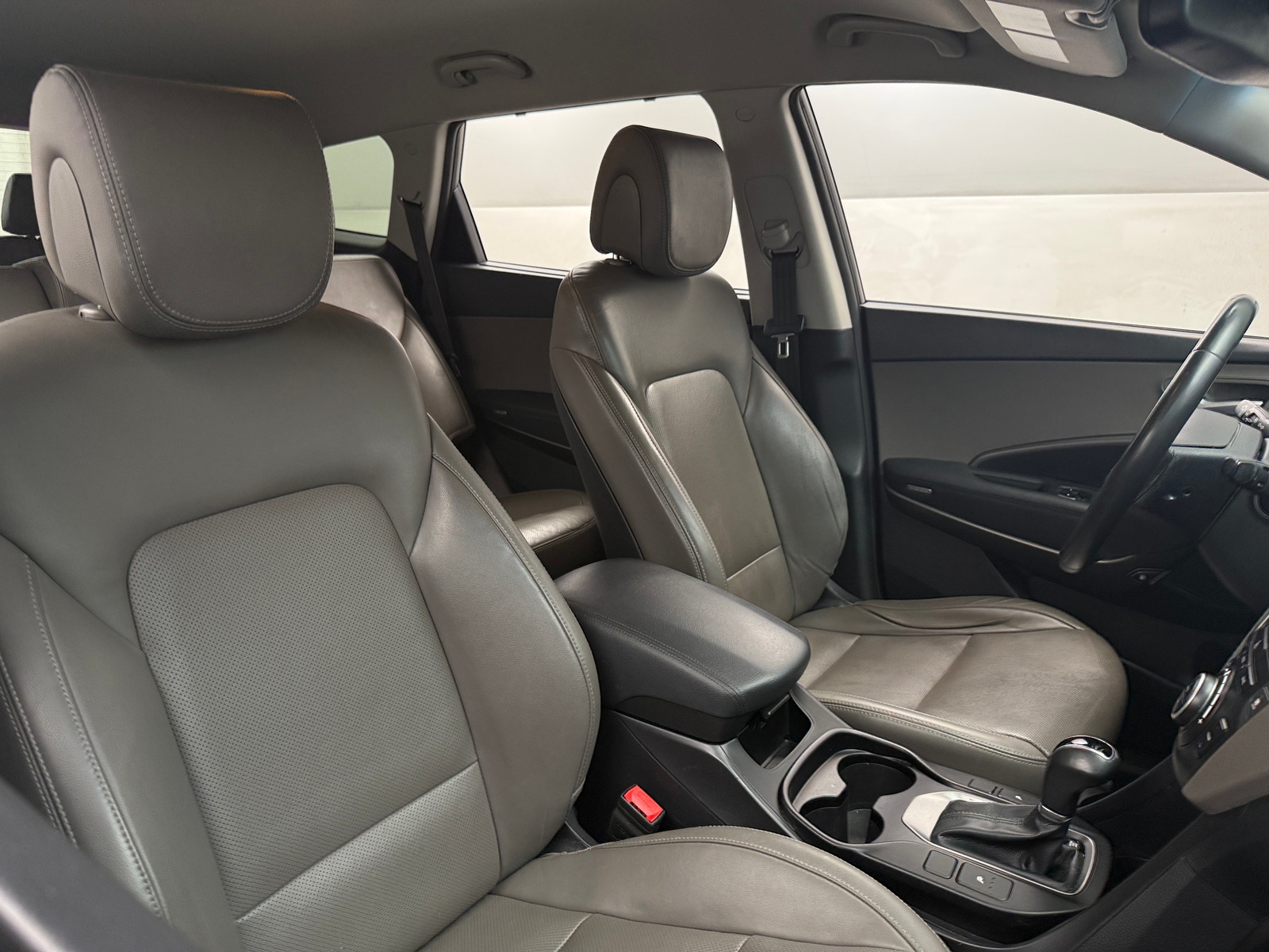 Thumbnail: 2018 Hyundai Santa Fe - 2