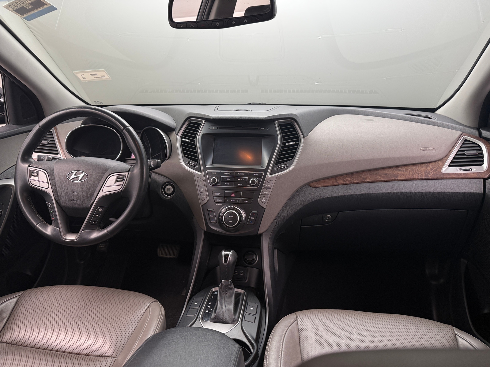 Thumbnail: 2018 Hyundai Santa Fe - 3