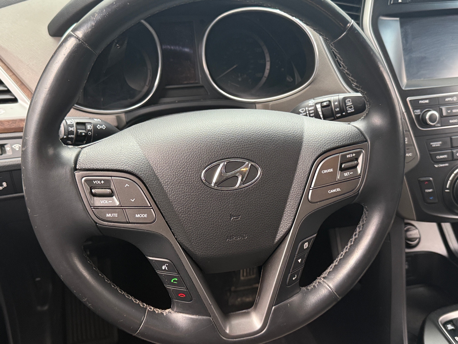 Thumbnail: 2018 Hyundai Santa Fe - 5
