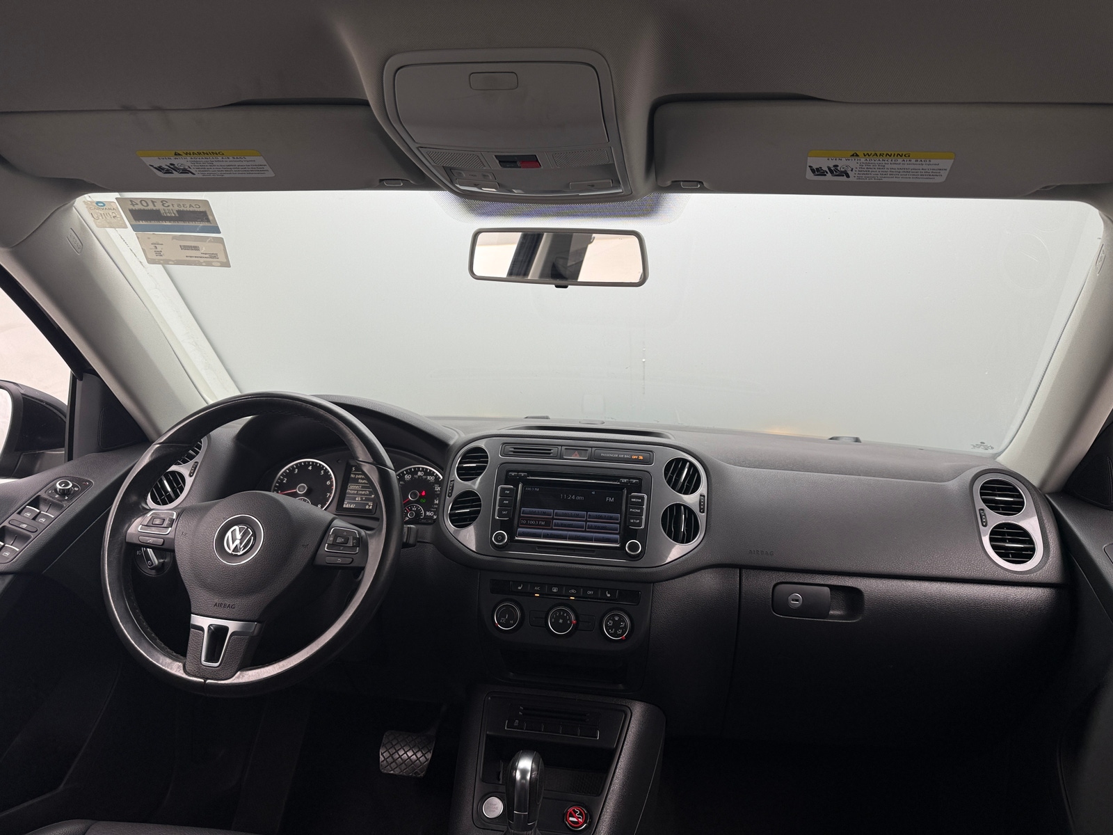 Thumbnail: 2014 Volkswagen Tiguan - 3